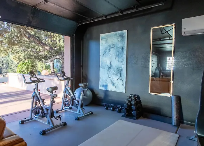 5 Bed 3 Bath Uptown Sedona-game Room-sauna-cold Plunge-jacuzzi-gym *