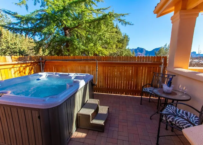 5 Bed 3 Bath Uptown Sedona-game Room-sauna-cold Plunge-jacuzzi-gym *