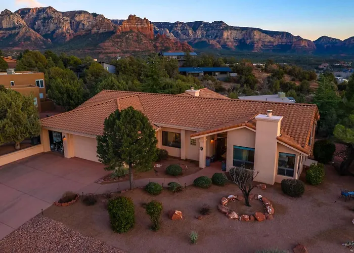 5 Bed 3 Bath Uptown Sedona-game Room-sauna-cold Plunge-jacuzzi-gym Sedona