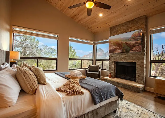Holiday home 5 Bed 3 Bath Uptown Sedona-game Room-sauna-cold Plunge-jacuzzi-gym
